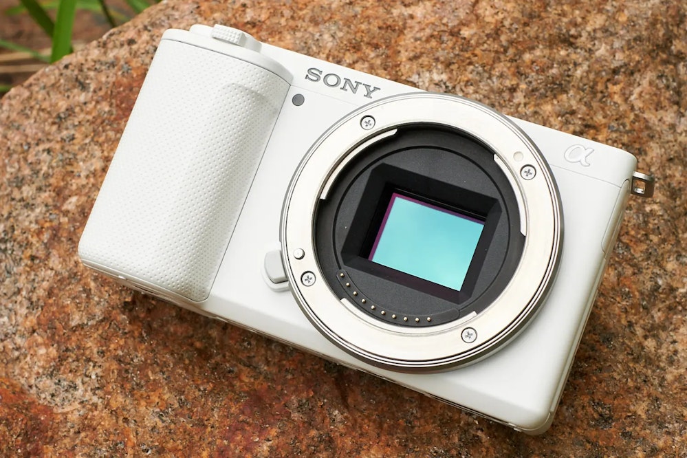 Sony ZV-E10 レビューまとめ スペック・画質・操作性・競合比較など
